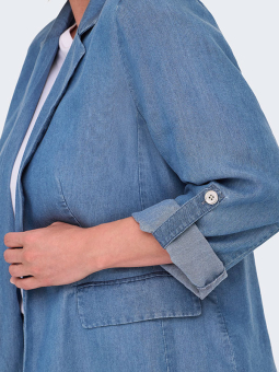 CARCHARIS - Plus Size Blazer vanaf Only Carmakoma