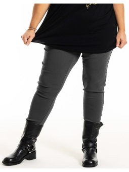 CLARA - Plus Size Broek vanaf Gozzip