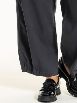 CLARA - Plus Size Broek vanaf Gozzip
