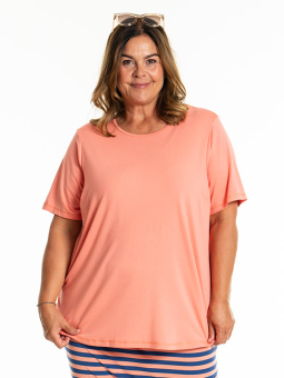 GITTE - Plus Size T-shirt vanaf Gozzip