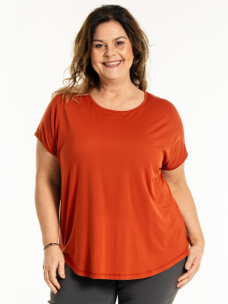 GITTE - Plus Size T-shirt vanaf Gozzip