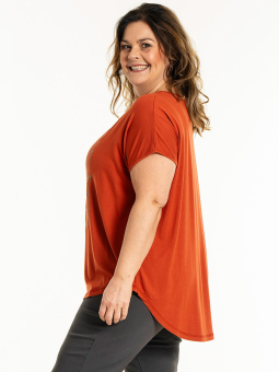 GITTE - Plus Size T-shirt vanaf Gozzip