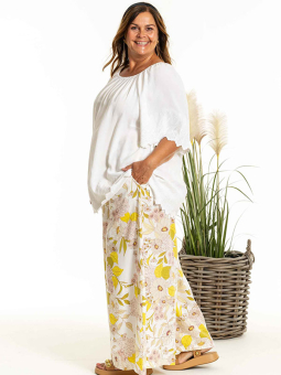 BERETHE - Plus Size Broek vanaf Gozzip