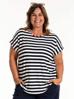 GITTE - Plus Size T-shirt vanaf Gozzip