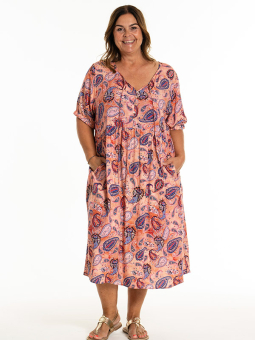 KARNELIA - Plus Size Jurk vanaf Gozzip