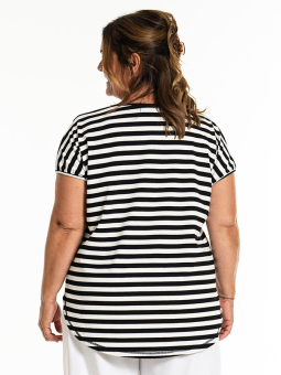 GITTE - Plus Size T-shirt vanaf Gozzip