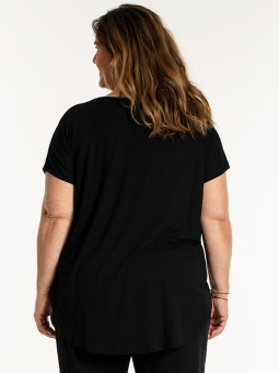 GITTE - Plus Size T-shirt vanaf Gozzip