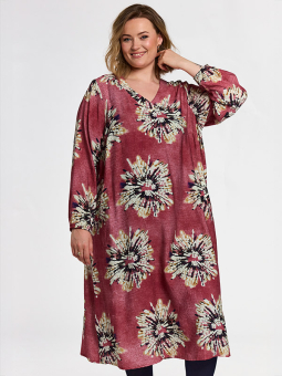 GMALENE - Plus Size Jurk vanaf Gozzip