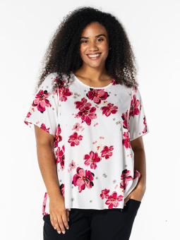 KIMMA - Plus Size T-shirt vanaf Studio
