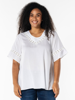 KISA - Plus Size T-shirt vanaf Studio