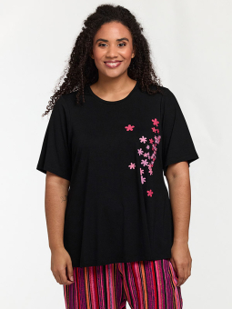 SBELLA - Plus Size T-shirt vanaf Studio