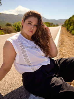 WA-MARY - Plus Size Top vanaf Wasabi Concept