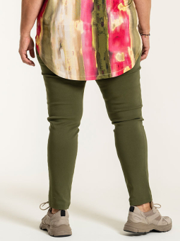 CLARA - Plus Size Broek vanaf Gozzip