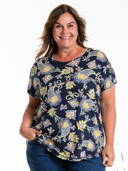 GITTE - Plus Size T-shirt vanaf Gozzip