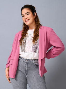 CAREVI - Plus Size Blazer vanaf Only Carmakoma