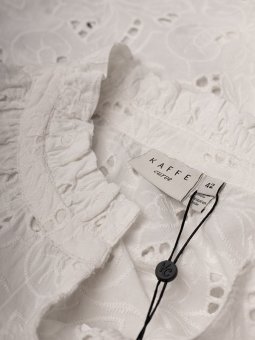 KCTENNA - Plus Size Blouse vanaf Kaffe Curve