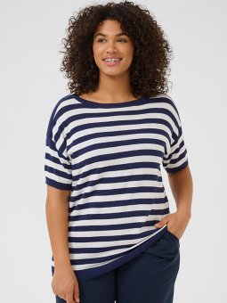 KCREGITTA - Plus Size T-shirt vanaf Kaffe Curve