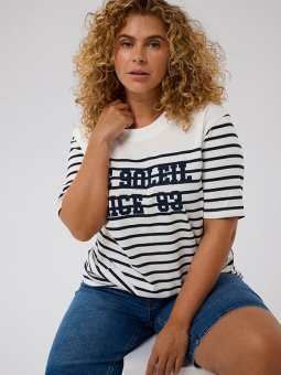 KCNALIA - Plus Size T-shirt vanaf Kaffe Curve