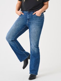 CARWILLY - Plus Size Jeans vanaf Only Carmakoma