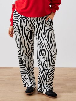 CARYAVA - Plus Size Broek vanaf Only Carmakoma