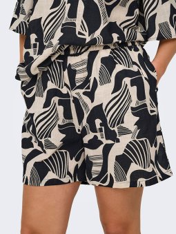 CARMALUSI - Plus Size Shorts vanaf Only Carmakoma