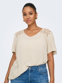 CARSELASI - Plus Size T-shirt vanaf Only Carmakoma