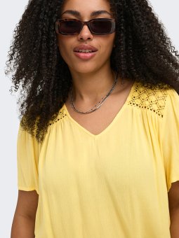 CARSELASI - Plus Size Blouse vanaf Only Carmakoma