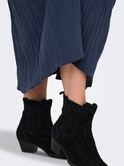 CARJUNNA - Plus Size Skirt vanaf Only Carmakoma