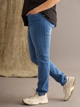 ZH-STOMP - Plus Size Jeans vanaf Zhenzi