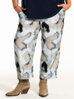 GILA - Plus Size Broek vanaf Gozzip