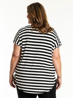 GITTE - Plus Size T-shirt vanaf Gozzip