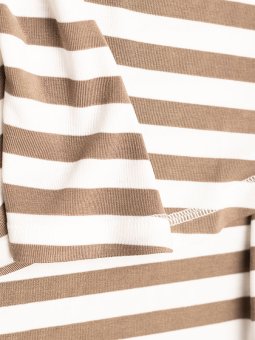 GITTE - Plus Size T-shirt vanaf Gozzip