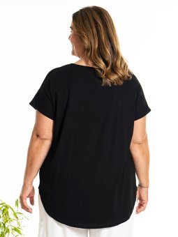 GITTE - Plus Size T-shirt vanaf Gozzip