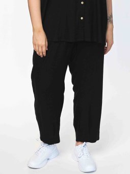 GJOA - Plus Size Broek vanaf Gozzip