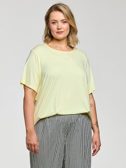 GBIRKA - Plus Size T-shirt vanaf Gozzip