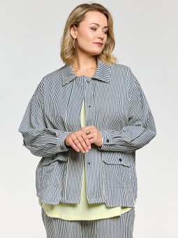 GPERNILLE - Plus Size Jas vanaf Gozzip