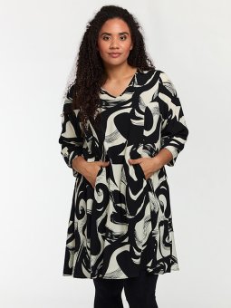 SBIRGITTE - Plus Size Jurk vanaf Studio