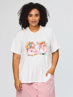 SBELLA - Plus Size T-shirt vanaf Studio