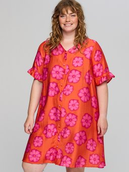 SADA - Plus Size Jurk vanaf Studio
