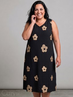SANASTASIA - Plus Size Jurk vanaf Studio