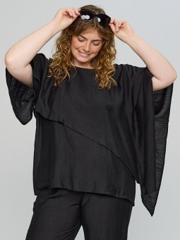 SATHENA - Plus Size Blouse vanaf Studio