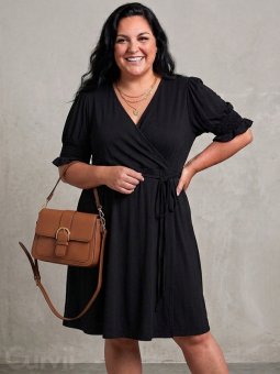 SBEATRICE - Plus Size Jurk vanaf Studio