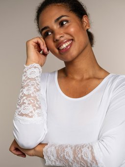 LUXEMBORG  - Plus Size Blouse vanaf Sandgaard