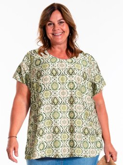 DORTHEA - Plus Size T-shirt vanaf Gozzip