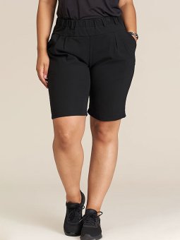 SALLY - Plus Size Shorts vanaf Studio